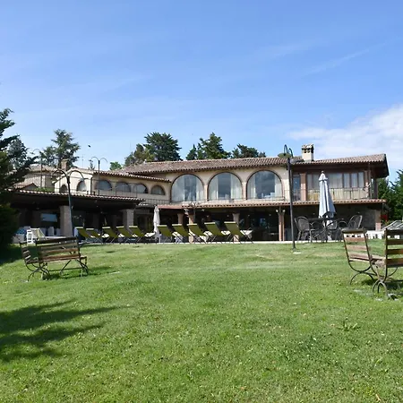 Grand Relais Laurenti Гуальдо-Каттанео