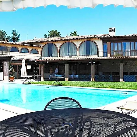 Grand Relais Laurenti Гуальдо-Каттанео