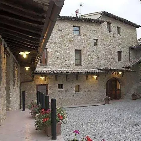 Grand Relais Laurenti Гуальдо-Каттанео