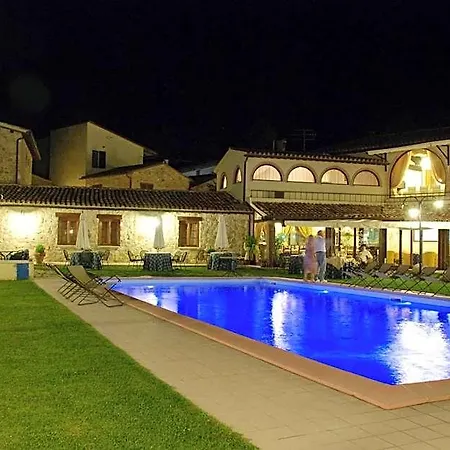 Отель Grand Relais Laurenti Гуальдо-Каттанео