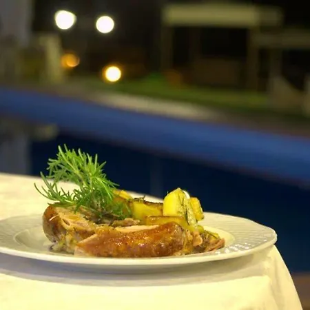 Grand Relais Laurenti 4* Гуальдо-Каттанео